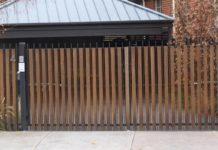 If you are after a stylish yet budget-friendly solution to defining the boundary of your property, then Timber Fencing is the best choice for you. A popular style across Melbourne suburbs and most Australian homes is the traditional Treated Pine Paling fence. It is a top choice among homes for its long lasting dura-bility and affordability, as well as for its classic style that adds elegance to any property.
