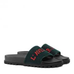 Gucci velvet sandal with embroidery