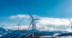 It is hard to decide the better one among wind energy vs solar energy. There are differences and advantages and disadvantages of wind energy over solar power.