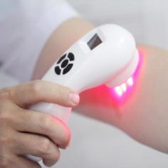 Home Use 650nm 808nm Joint Pain Relief Handheld Cold Laser Therapy Device