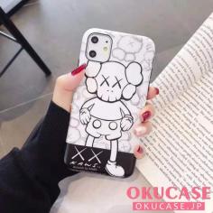 kaws iphone11 11pro max用ケース 超可愛い カウズ iPhone Xr/Xsmaxカバー 芸能人愛用 漫画風iphonexs iphone8 plusかばー キャラクター