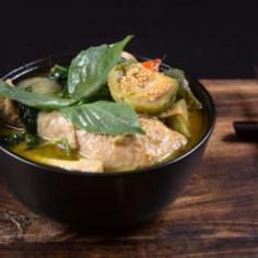 Make this Instant Pot Thai Green Curry Chicken Recipe (Gang Kiew Wan Gai). Addictive to eat pressure cooker curry with rich depths of flavor...