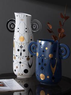 Buy Antique Ceramic Vases Online India | Inspired Edition| Whispering Homes  #Vase #AntiqueVases #AntiqueCeramicVase #InspiredEdition #CeramicVase #HomeDecor #GiftItems #WhisperingHomes