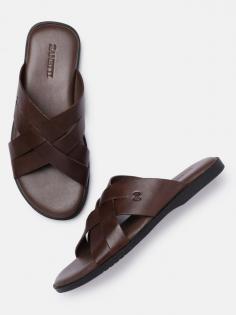 Shop long lasting mens brown leather sandals at Zzanetti. Stylish designs of pure leather sandals for men with free shipping available with us. 

