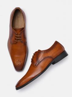 Shop for a variety of formal dress shoes & loafers for men online. Browse the latest styles of leather formal shoes for men at Zzanetti. Free Shipping Available.
