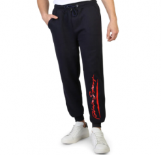 Getting the best of products at a low price from Seymayka is something that you can't miss. We offer the most popular branded sweatpants, T-shirts and much more which are all available at discounted prices. Purchase them today for yourself or for someone you love.
Visit: https://www.seymayka.com/collections/men-jackets
