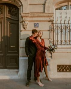 Searching for the best Elopement packages in Paris and France? Alyssa Belkaci Photography organizes the perfect Paris Elopement as I know the top spots to elope in Paris and France. Explore affordable Elopement packages now.