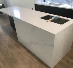 With the finest reconstituted and engineered stone benchtops on the market, our products leave a lasting impression. If you’re unfamiliar with the concept behind engineered stone, it’s effectively when the product has been manufactured using a combination of quartz or granite aggregates with varied pigments and resins to achieve a unique and earthy finish.