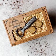 Amazingchocolate.se erbjuder det bästa urvalet av choklad för Alla hjärtans dag. Välj bland vårt utbud av läcker choklad och överraska dina nära och kära på Alla hjärtans dag. För mer information, besök vår webbplats.

https://amazingchocolate.se/product/valentines-chocolate-heart-with-5-little-hearts-gift-box/