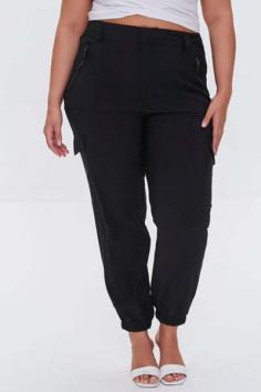 Women's Plus Size Joggers Online | Buy Latest Styles & Trends At Forever 21 UAE

Buy the latest women's plus size joggers online in the UAE from Forever 21. Shop from a wide range of styles and trends from joggers collection and find the perfect jogger for any occasion. 