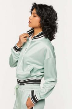 Women's Jackets Online | Buy Latest Styles & Trends At Forever 21 UAE

Buy the latest women's jackets online in the UAE from Forever 21. Shop from a wide range of styles and trends from jackets collection and find the perfect jacket for any occasion. 