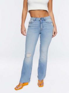 Women's Jeans Online | Buy Latest Styles & Trends At Forever 21 UAE

Buy the latest women's jeans online in the UAE from Forever 21. Shop from a wide range of styles and trends from jeans collection and find the perfect jean for any occasion. 