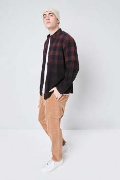 Men's Casual Shirts Online | Buy Latest Styles & Trends At Forever 21 UAE

Buy the latest men's casual shirts online in the UAE from Forever 21. Shop from a wide range of styles and trends from shirts collection and find the perfect casual shirt for any occasion. 