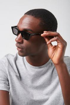 Men's Sunglasses Online | Shop Latest Styles & Trends At Forever 21 UAE

Forever 21 offers the newest men's sunglasses for sale online in the UAE. Shop our selection of stylish Sunglasses to find the perfect accessory for any look. 