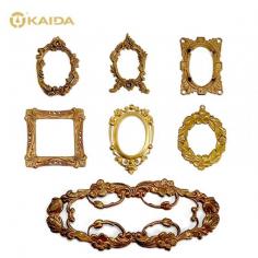 Brass Picture Frame
https://www.zj-kaida.com/product/brass-ornament-1/brass-frame-1/
Brass picture frames exude timeless elegance. The warm, golden tones of brass complement a variety of interior design styles, from traditional to contemporary. Their classic and sophisticated appearance makes them a perfect fit for any room in your home.