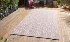 Ultimate Guide to Buying Area Rugs

Read now 
https://www.therugshopuk.co.uk/blog/ultimate-guide-to-buying-area-rugs.html