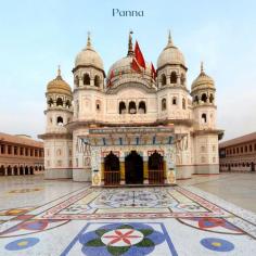 Panna is a charming town in the heart of India known for its lush greenery, wildlife, and historic temples.