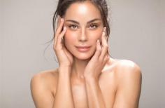 Get healthy skin this summer with these simple Glowing Skin Solutions. Find out how to keep your skin looking healthy and radiant with these easy techniques.
