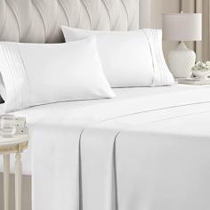 Our 4-piece queen sheets set have breathable and cooling sheets which are the ideal choice for any guest room in your hotel or luxury home. These soft, comfortable sheets offer excellent insulation to keep you cooler in the summer and warmer in the winter season. The extra deep pockets ensure a better fit on your mattress, so you can relax knowing that this 4 piece sheet set will work great on all mattresses such as memory foam and adjustable beds.