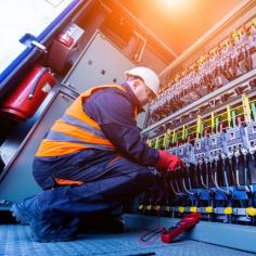 We are qualified electricians for service upgrades to shut off main circuit breakers before working inside electrical panels in West Caldwell and North Caldwell.
