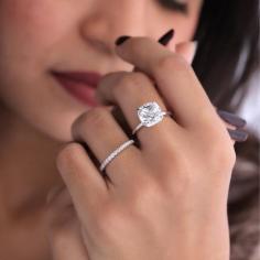 Find stunning Simple Engagement Rings and Unique Engagement Rings that wonderfully represent your dedication and affection. Check out our gorgeous selection right now.

https://regalavenue.co/pages/engagement-rings