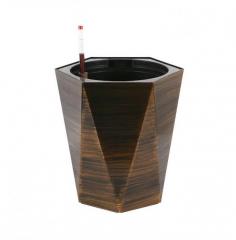 european style floor type hand brush flower pot
https://www.yztflowerpot.com/product/pp-hand-brush-flower-pot/Model-8009K-european-style-floor-type-stoving-varnish-flower-pot-145.html

material	Plastic pp
Carton size	43*35*83cm
Gw/ctn	12.2kgs
Pcs/ctn	4pcs