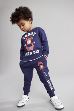 Boys Fashion: Shop for kids wear boys online at best price at Mothercare India online store. Discover boys clothes 