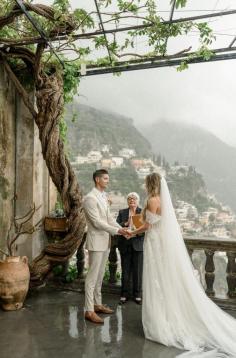 Your Positano elopement deserves the touch of a truly talented photographer, and that's where Alyssa Belkaci comes in. With years of experience capturing the beauty of Positano and its romantic allure, Alyssa is your perfect choice for preserving your special day.  Alyssa Belkaci specializes in Positano elopements, ensuring that your love story is told through stunning, authentic photographs. Her passion for photography is matched only by her love for this picturesque Italian village, making her the ideal photographer to capture the magic of your Positano wedding.