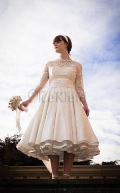 Dreiviertel Länge Ärmeln Halbe Ärmeln Wadenlanges Brautkleid mit Bordüre aus Taft