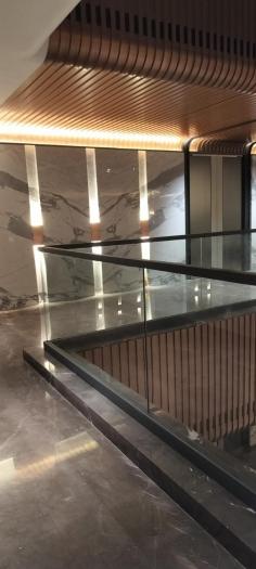 Glass railings are a modern and sophisticated architectural element that adds both aesthetic appeal and functionality to a variety of spaces. These railings, commonly used in residential, commercial, and public buildings, are constructed using transparent or translucent glass panels supported by a frame or other structural elements. Here are some key aspects and benefits of glass railings:

