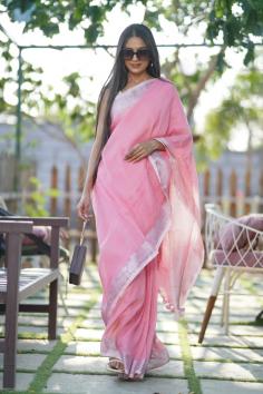 Buy Latest Designer Sarees Online | Arunimaweaves - Buy Designer Sarees Online from the exquisite collection of latest sarees at Arunimaweaves. Select your saree with graceful embroidery and prints conveniently.
https://arunimaweaves.com/