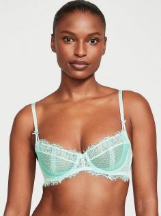 Buy Wicked Lace Unlined Balconette Bra online for ₹5999/- at Victoria's Secret India.
Explore wide collection of balconette bras for women online at best prices in India.
