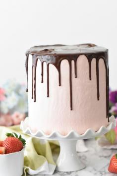 Step into a world of sweet delights with our online cake shop!
 
