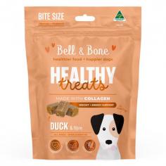 Support your dog's weight and energy levels with Bell & Bone Healthy Treats Duck & Fibre. These nutritious treats help maintain a healthy weight and boost energy.
