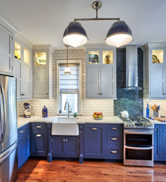 Paradise Home Design Inc. offers a wide selection of custom kitchen & bathroom cabinetry in Lake Forest. We focus on Custom Kitchen Design in Lake Forest, IL.
