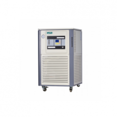 Labtro Heater Chiller is an integrated high and low-temperature chiller with a 10 L volume. It offers a heating capacity of 2.8 kW. Measuring 540 mm in length, 420 mm in width, and 800 mm in height. It adapts to various reactor sizes and features an external rotor motor for efficient operation.