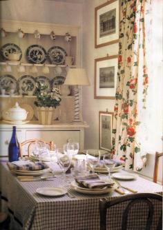 Published October, 1992 issue of House Beautiful, home of Barrie McIntyre who moved to England from New Zealand and eventually worked for Colefax and Fowler.