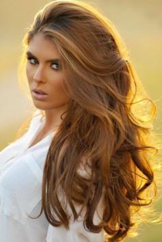 Light golden brown/honey hair color - love this color!