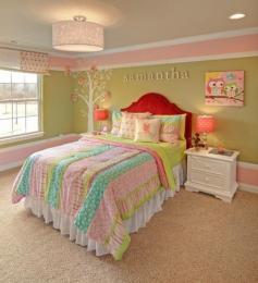 Website full of rooms and ideas . 8,335 different pics of girls/boys rooms, and nurseries. Ideas for toddler room!