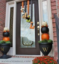 Not too sure how well these would be appreciated swingin on the front door, but I like the idea for a wall!