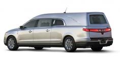 2014 Lincoln MKT Icon Funeral Coach by Eagle Coach Company
