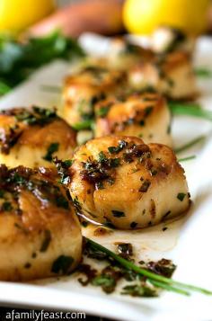 Perfect Pan-Seared Scallops (with a Simple Pan Sauce)