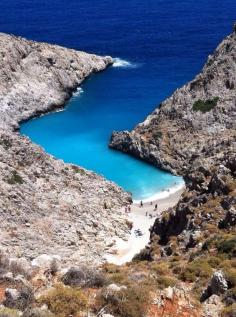 Love this beach. There are some good rocks to jump off of into the water as well. Bring some good shoes to hike into it though. #akrotiri #chania #crete