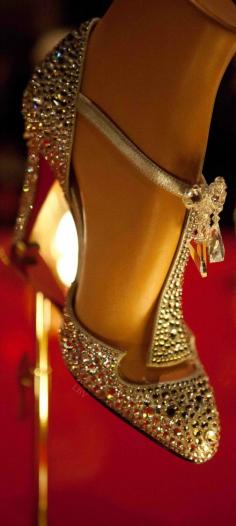 Louboutin | LBV ♥✤