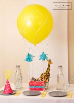 Hot Air Balloon Centerpiece Design | Anthony  Stork  How to create a Balloon Centerpiece. Purchase the giant balloons and nets in our shop! #Kids animal party