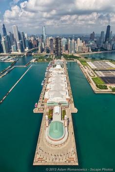 Navy Pier Chicago (aerial).