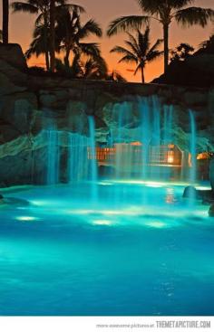 Amazing Snaps: Awesome swimming pool in Maui | See more