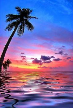 A beautiful serene Hawaiian photo!!! Bebe'!!! Love this beach and ocean scene!!!