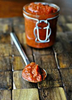 Easy Homemade Pizza Sauce   This isn't your average pizza sauce. It's loaded with sun-dried tomatoes, fresh onion, garlic and wine.
