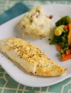 Tilapia Parmesan and more healthy baked fish recipes on MyNaturalFamily.com #fish #recipe